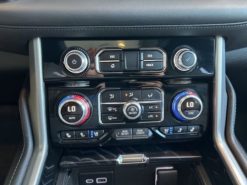 Used 2024 GMC Yukon XL Denali w/ Max Trailering Package RWD image 19