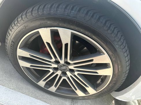 Used 2018 Audi SQ5 Prestige w/ Prestige Package AWD/4WD image 4