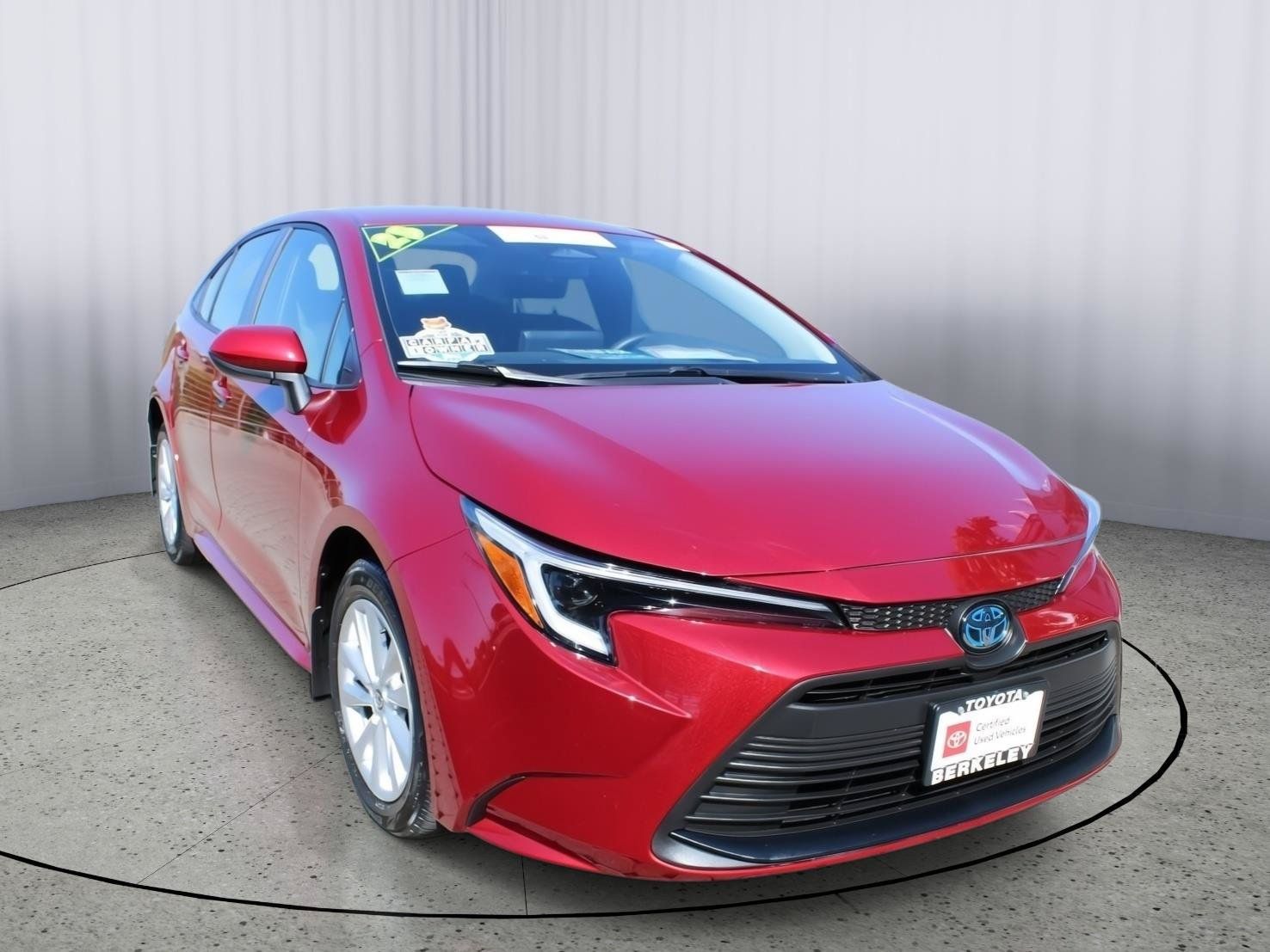 Certified 2025 Toyota Corolla LE w/ LE Premium Package FWD image 1