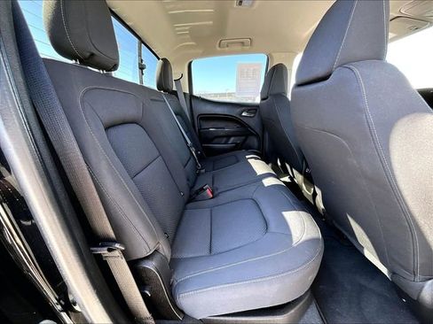 Used 2022 Chevrolet Colorado LT w/ LT Convenience Package image 16