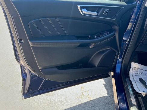 Used 2016 Ford Edge Sport w/ Cold Weather Package AWD/4WD image 4