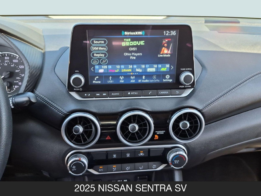 Used 2025 Nissan Sentra SV FWD image 25