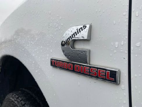 Used 2018 RAM 2500 SLT image 31