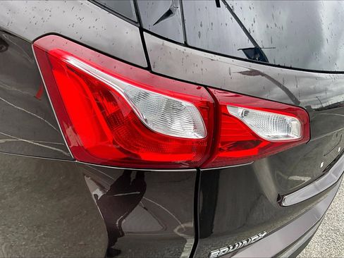 Used 2020 Chevrolet Equinox LT image 31
