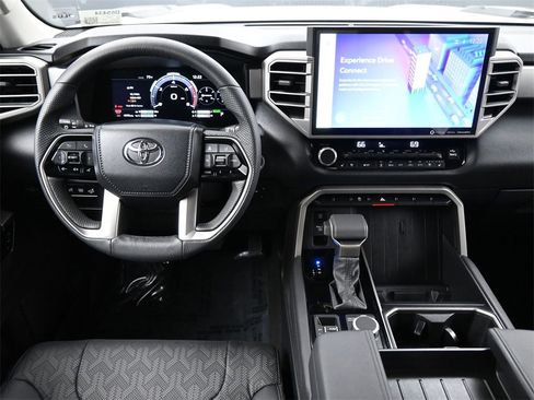 Used 2024 Toyota Tundra Limited image 7