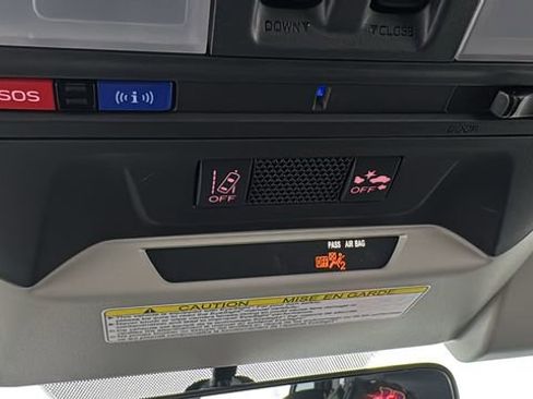 Used 2019 Subaru Crosstrek 2.0i Limited w/ Moonroof Package image 31