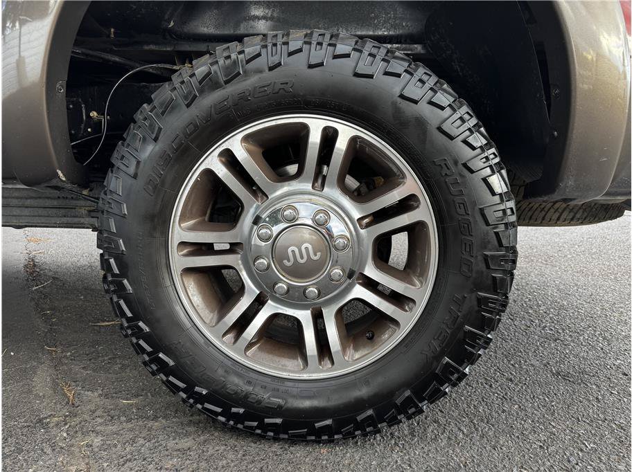 Used 2016 Ford F250 King Ranch w/ FX4 Off-Road Package AWD/4WD image 28