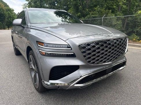 Used 2025 Genesis GV80 3.5T Prestige AWD/4WD image 3