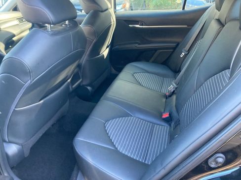Used 2022 Toyota Camry SE image 29