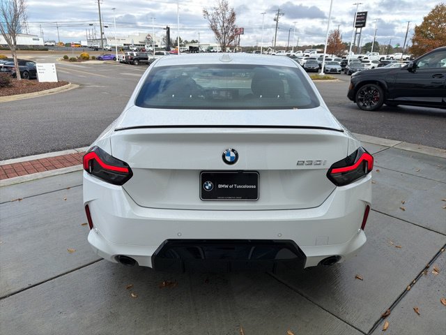 Used 2026 BMW 230i Coupe w/ Premium Package RWD image 5