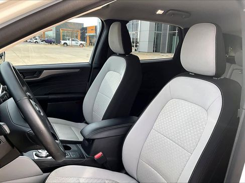Used 2024 Ford Escape Active image 9