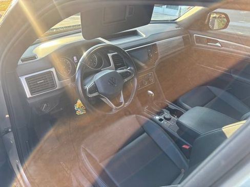 Used 2020 Volkswagen Atlas Cross Sport SE AWD/4WD image 10