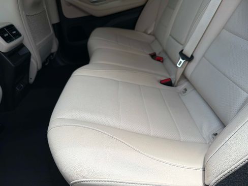 Used 2024 Mercedes-Benz GLE 350 4MATIC w/ Winter Package image 32
