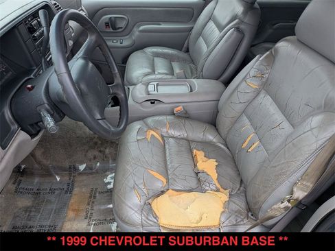 Used 1999 Chevrolet Suburban 4WD w/ Preferred Equipment Group 3 image 13