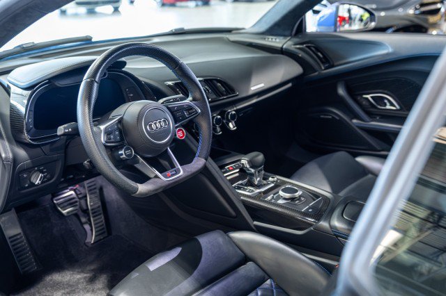 Used 2018 Audi R8 V10 AWD/4WD image 11