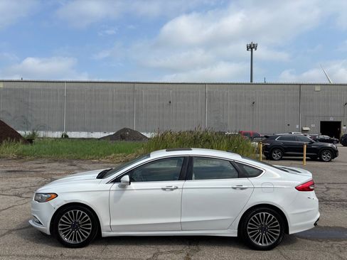 Used 2017 Ford Fusion Titanium AWD/4WD image 6