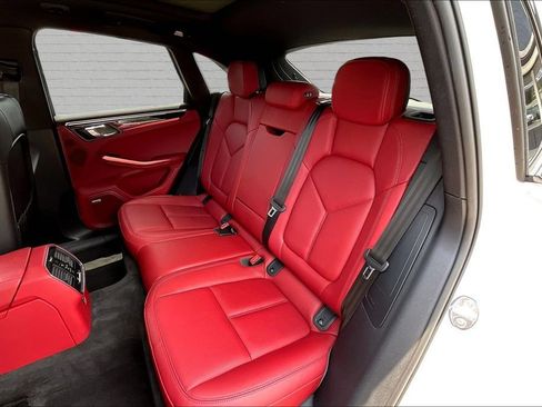 Used 2022 Porsche Macan S AWD/4WD image 21