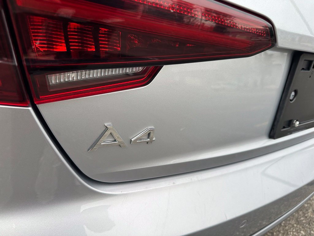 Used 2018 Audi A4 2.0T Premium Plus AWD/4WD image 17