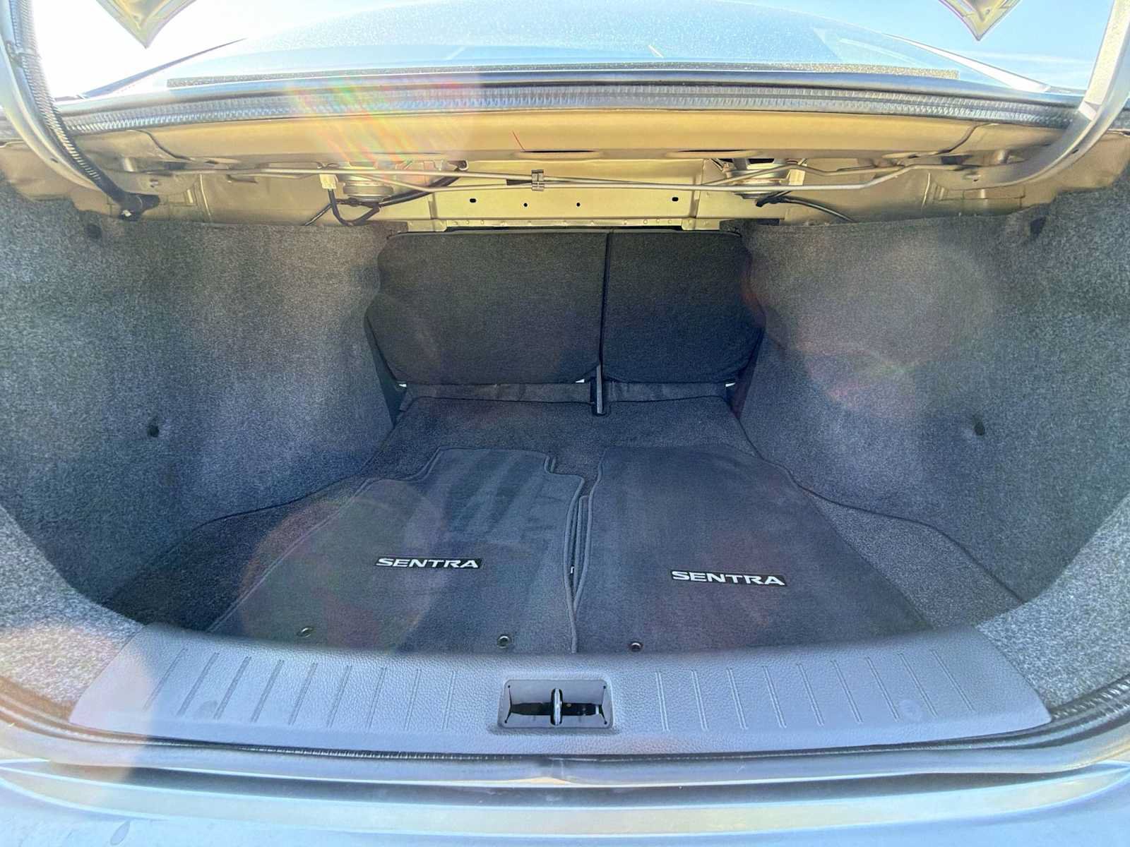 Used 2017 Nissan Sentra S FWD image 25