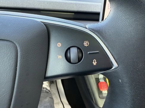 Used 2025 Tesla Model 3 Long Range image 23