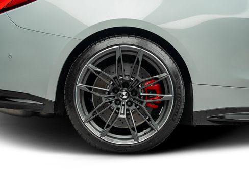 Used 2021 BMW M4 Coupe w/ M Carbon Exterior Package RWD image 32
