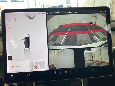 Used 2018 Tesla Model 3 Performance image 25