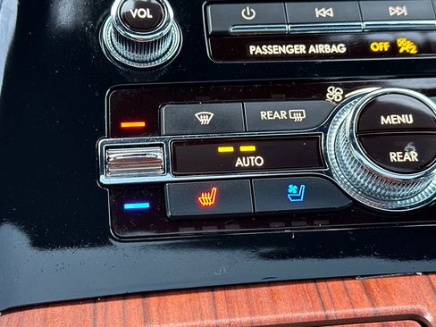 Used 2024 Lincoln Navigator Reserve image 30