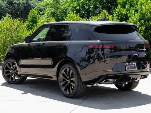 New 2026 Land Rover Range Rover Sport Dynamic SE AWD/4WD image 11