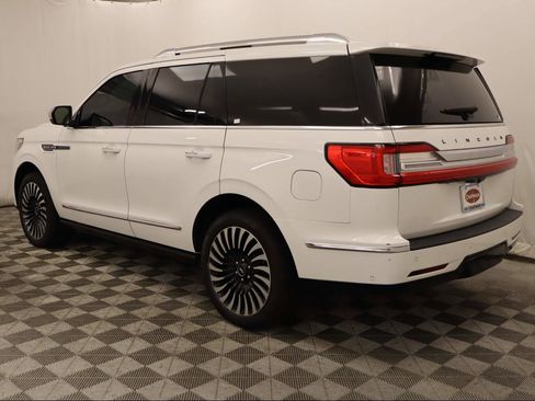Used 2021 Lincoln Navigator Black Label image 3