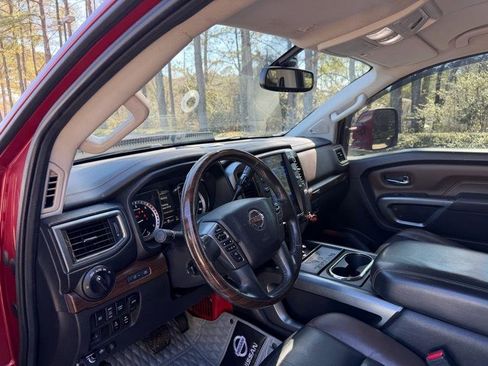 Used 2016 Nissan Titan Platinum Reserve image 26
