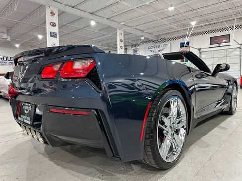 Used 2016 Chevrolet Corvette Stingray Convertible w/ 2LT Preferred Equipment Group RWD image 5