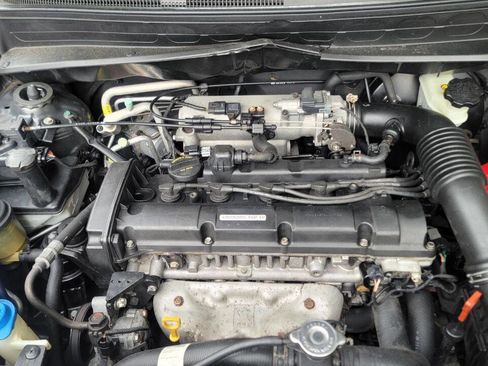 Used 2011 Kia Soul + FWD image 15