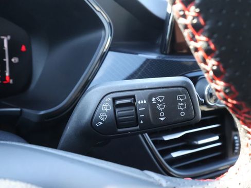 Used 2024 Ford Escape ST-Line image 21