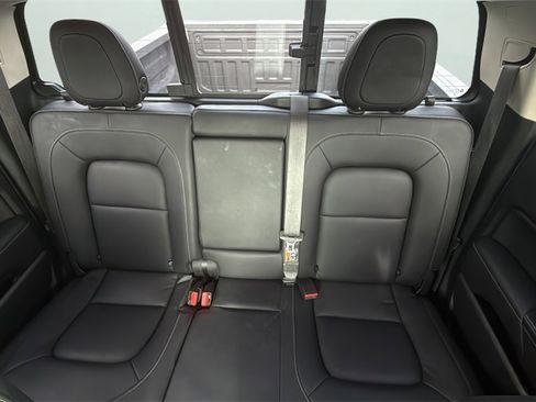 Used 2021 GMC Canyon Elevation w/ High Elevation Package image 13