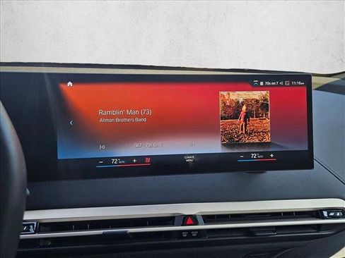 Used 2023 BMW iX xDrive50 w/ Premium Package image 19