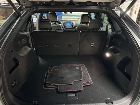 Used 2024 Ford Edge ST-Line w/ Class II Trailer Tow Package image 14