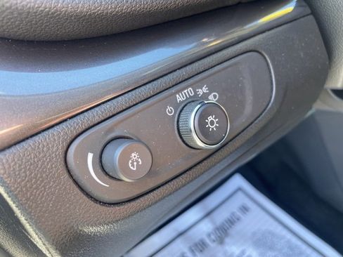 Used 2022 Buick Encore Preferred w/ Safety Package image 15