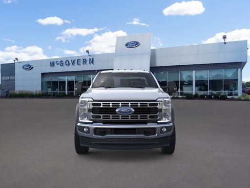 New 2026 Ford F550 4x4 Regular Cab Super Duty image 7