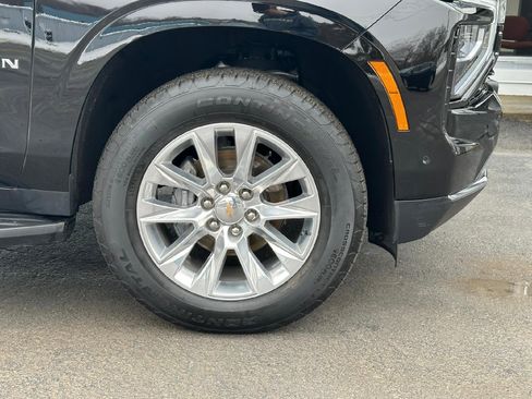 Certified 2025 Chevrolet Suburban Premier image 59