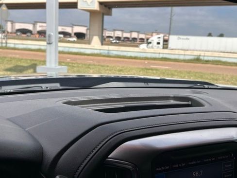 Used 2020 Chevrolet Silverado 1500 RST w/ Texas Edition image 26