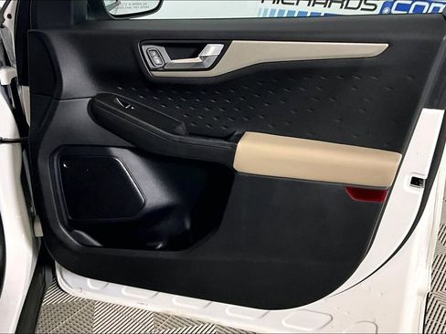 Certified 2020 Ford Escape SEL FWD image 19
