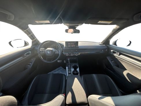 Used 2023 Honda Civic Sport image 17
