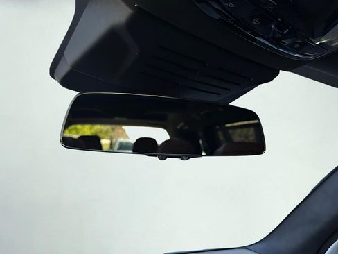 Used 2023 BMW X7 M60i w/ Executive Package image 52