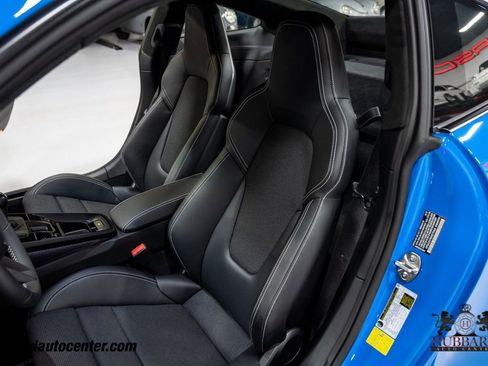 Used 2022 Porsche 911 GT3 image 19