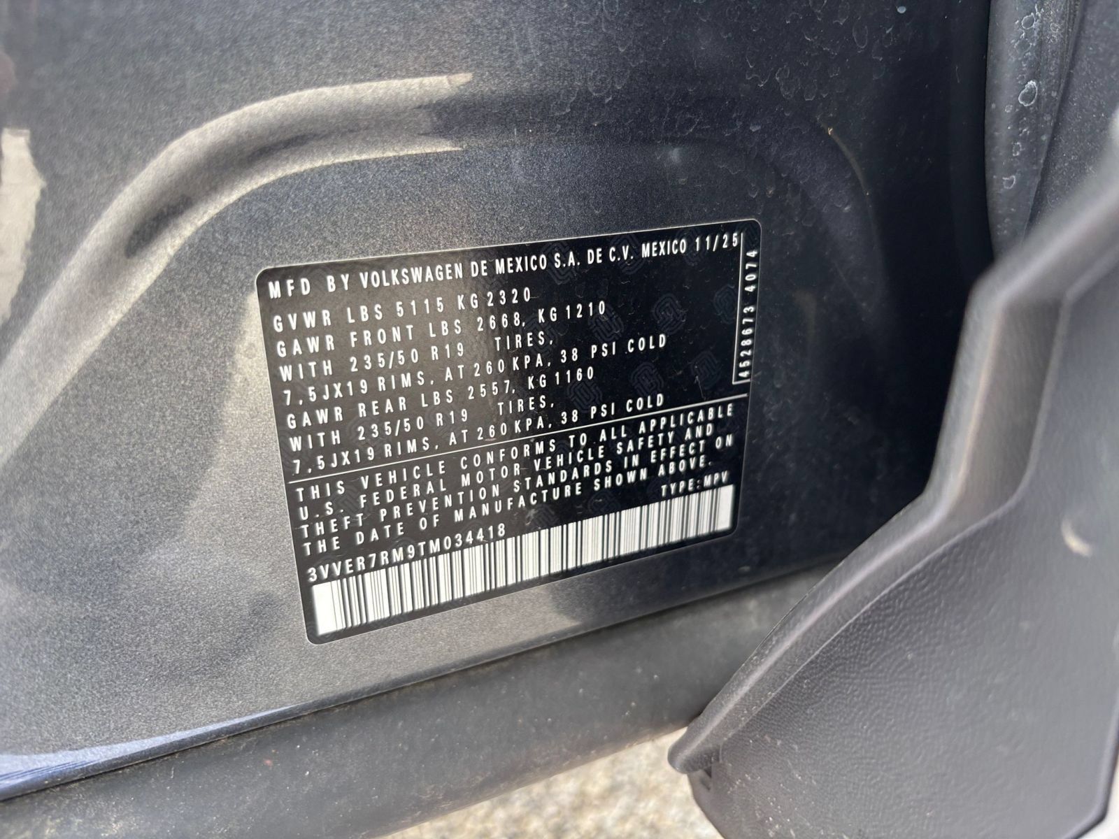 Used 2026 Volkswagen Tiguan SE AWD/4WD image 30