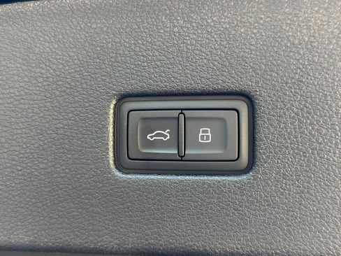 Used 2026 Audi SQ8 Prestige w/ Prestige Package AWD/4WD image 65