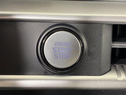 Used 2023 Kia K5 GT-Line image 28