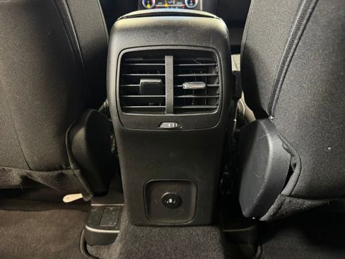 Used 2024 Ford Escape Active image 17