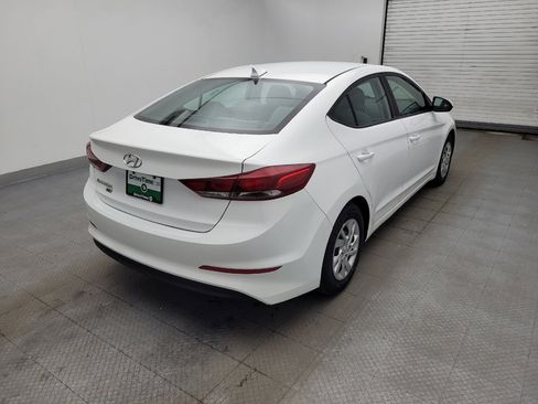 Used 2017 Hyundai Elantra SE image 9