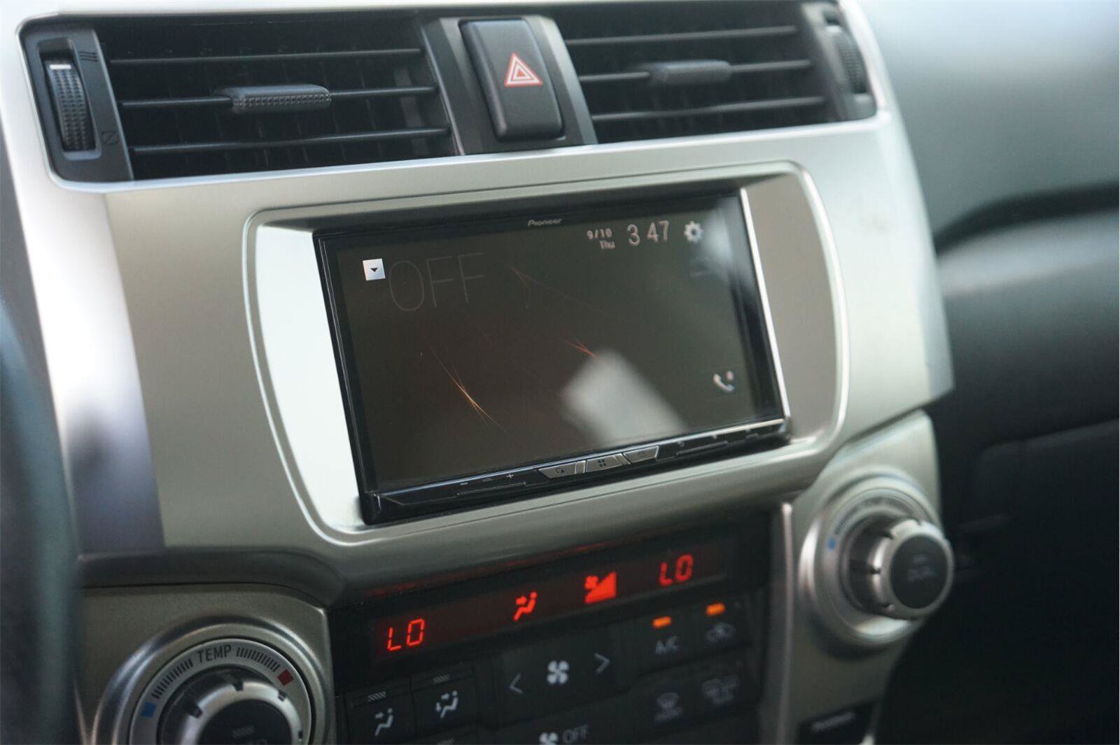 Used 2012 Toyota 4Runner Limited AWD/4WD image 28